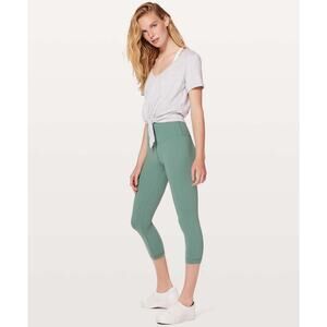 LULULEMON Wunder Under Crop (Hi-Rise) *Full-On Luxtreme 21" Celadon Sz 10 {OO8}